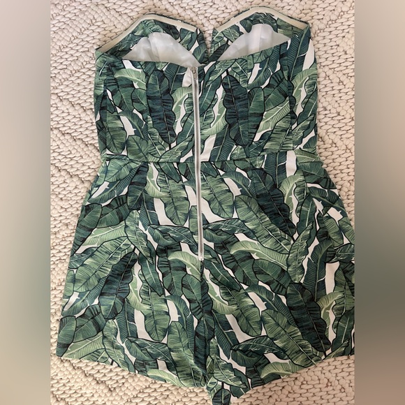 palm leaves strapless romper - Picture 2 of 4